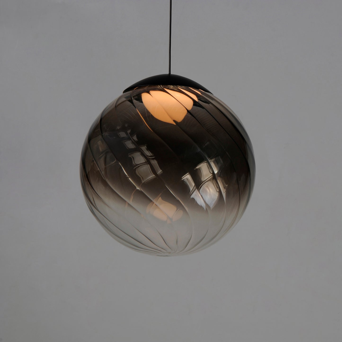 Planetary LED Pendant Black by ET2