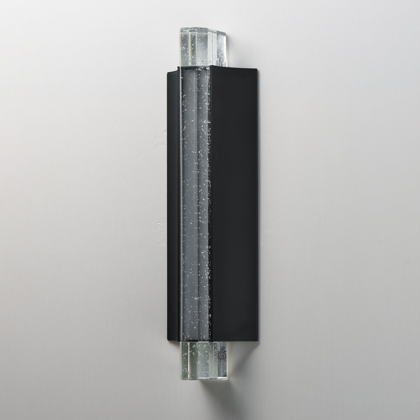 Hyperion Outdoor 18" LED Outdoor Wall Sconce Black by ET2