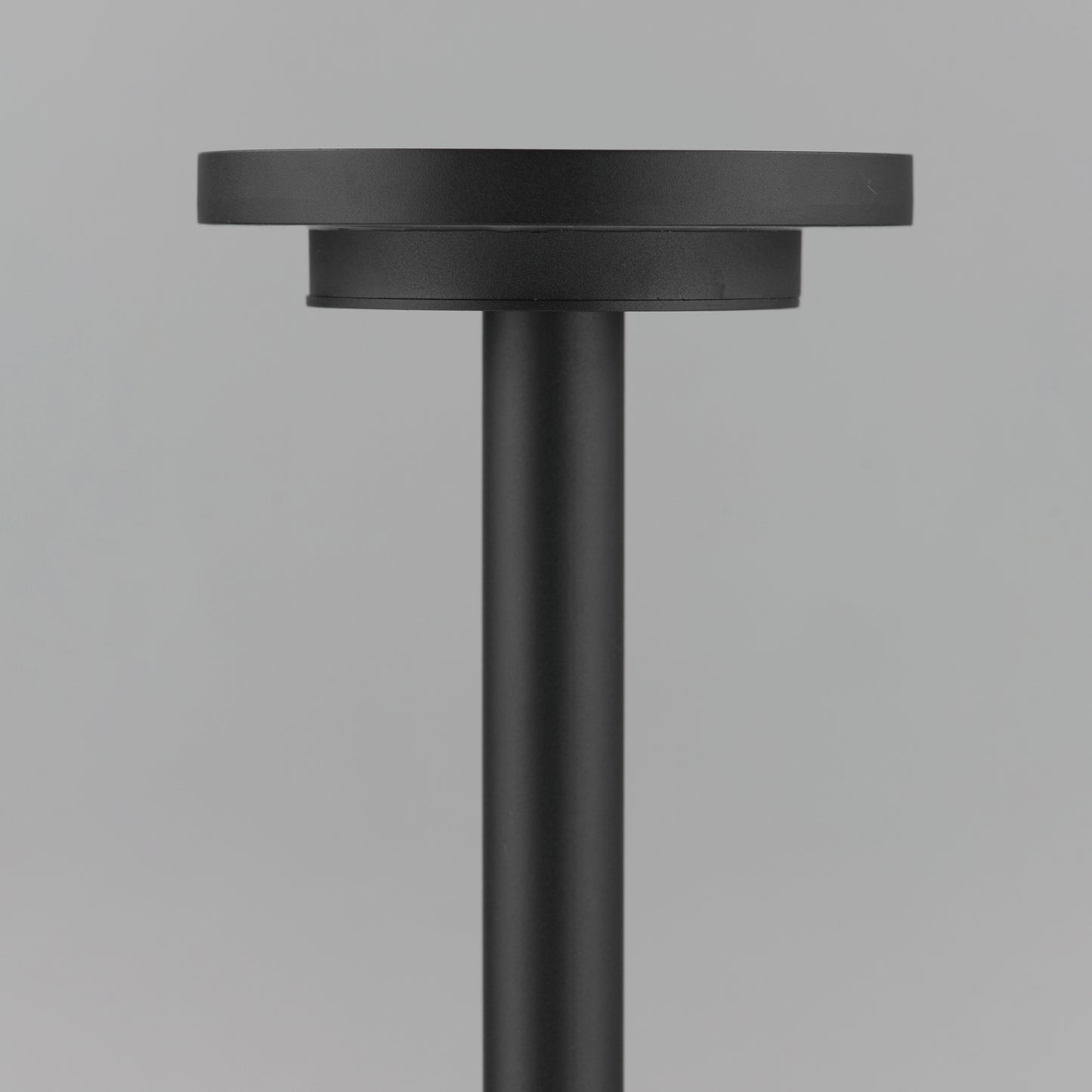 Alumilux: Bollard Light with 24" Pole Black by ET2
