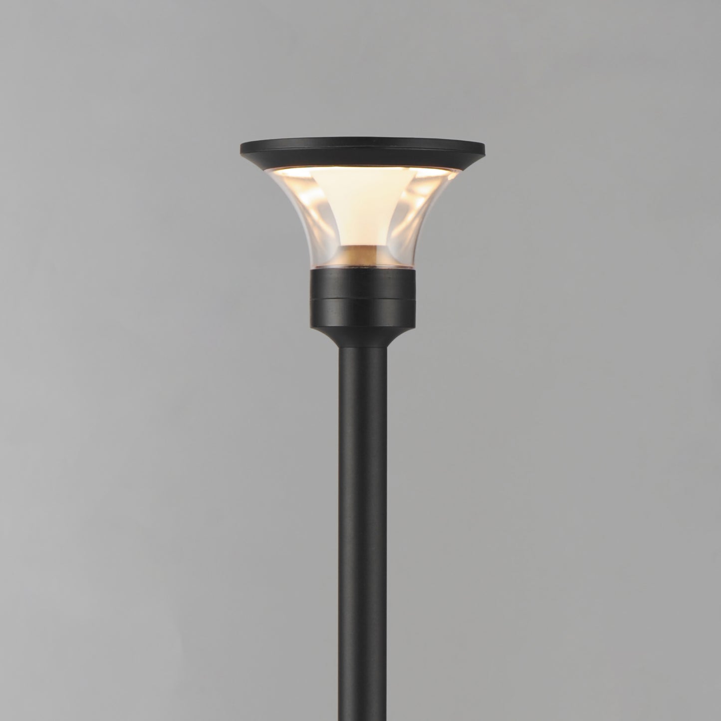 Alumilux: Bollard Fountainhead Light with 24" Pole Black by ET2