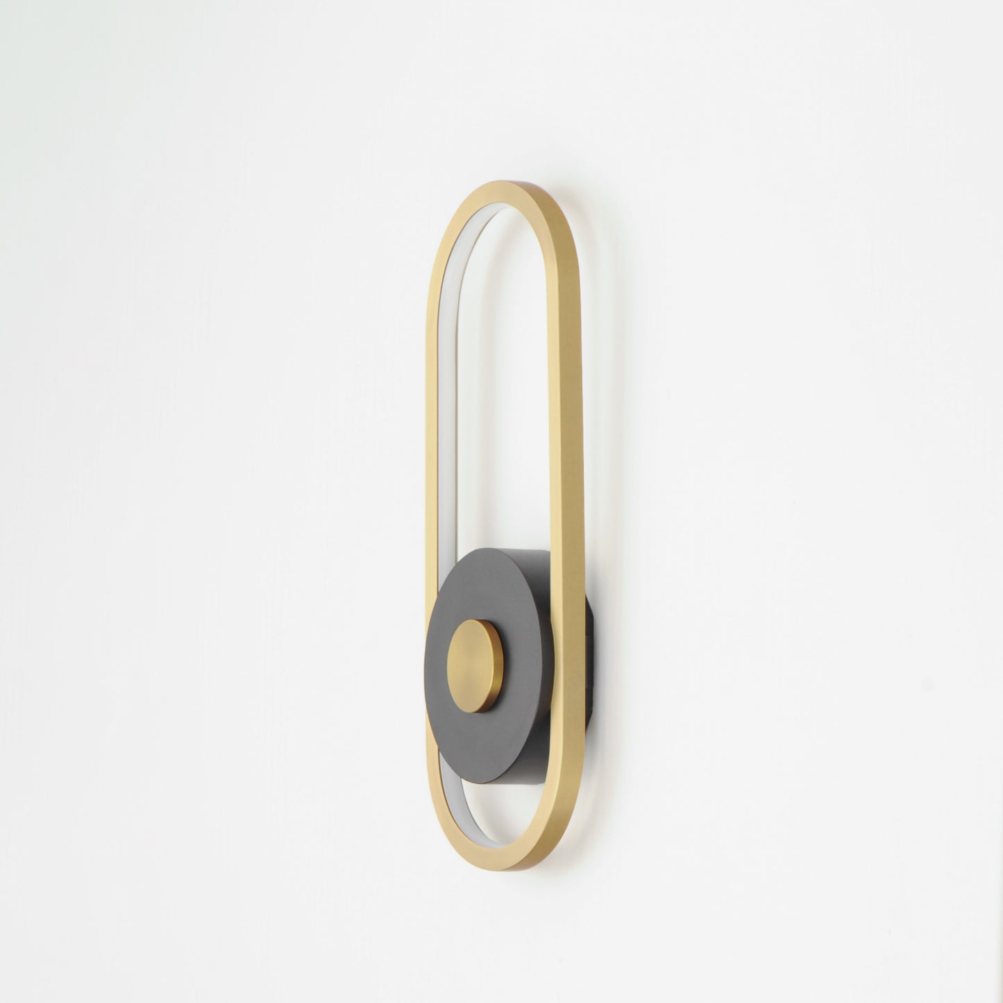 Gravity Medium Outdoor LED Sconce Black/Gold by ET2