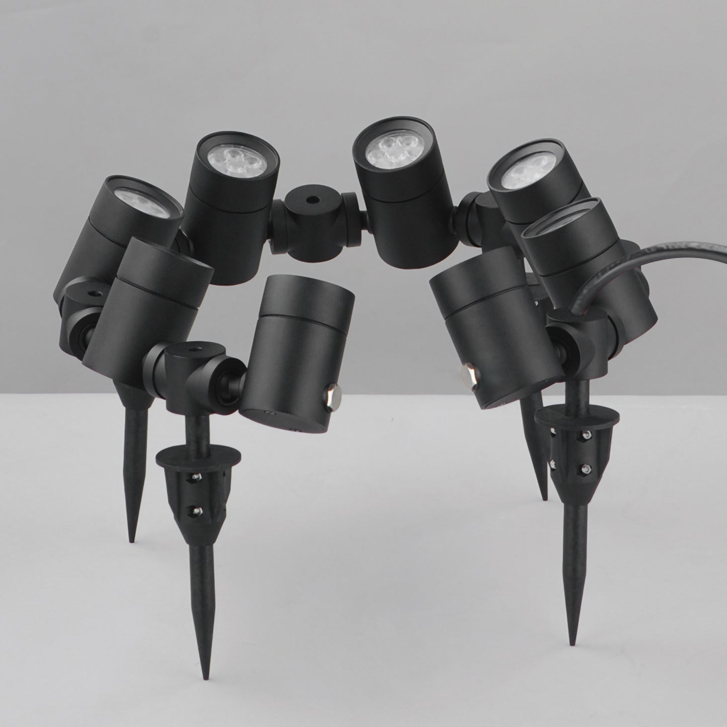 Tree Hugger 8-Light Tree Spot Light Black by ET2