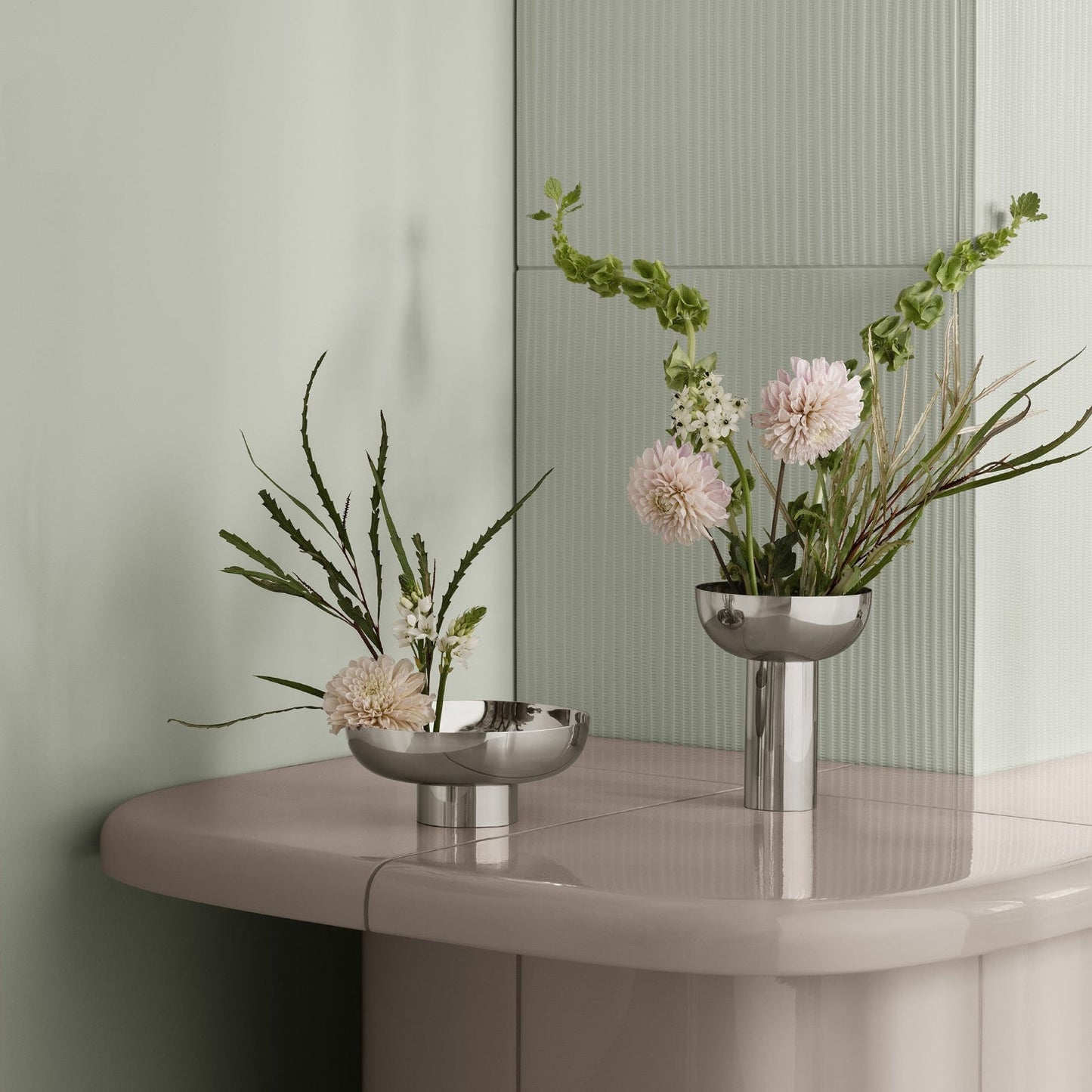 Miyabi Metallic Vase Low Flower Grid Blomus 67042
