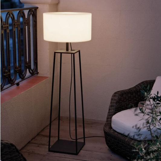 Carpyen Lighting Tiffany 2 Outdoor Floor Lamp