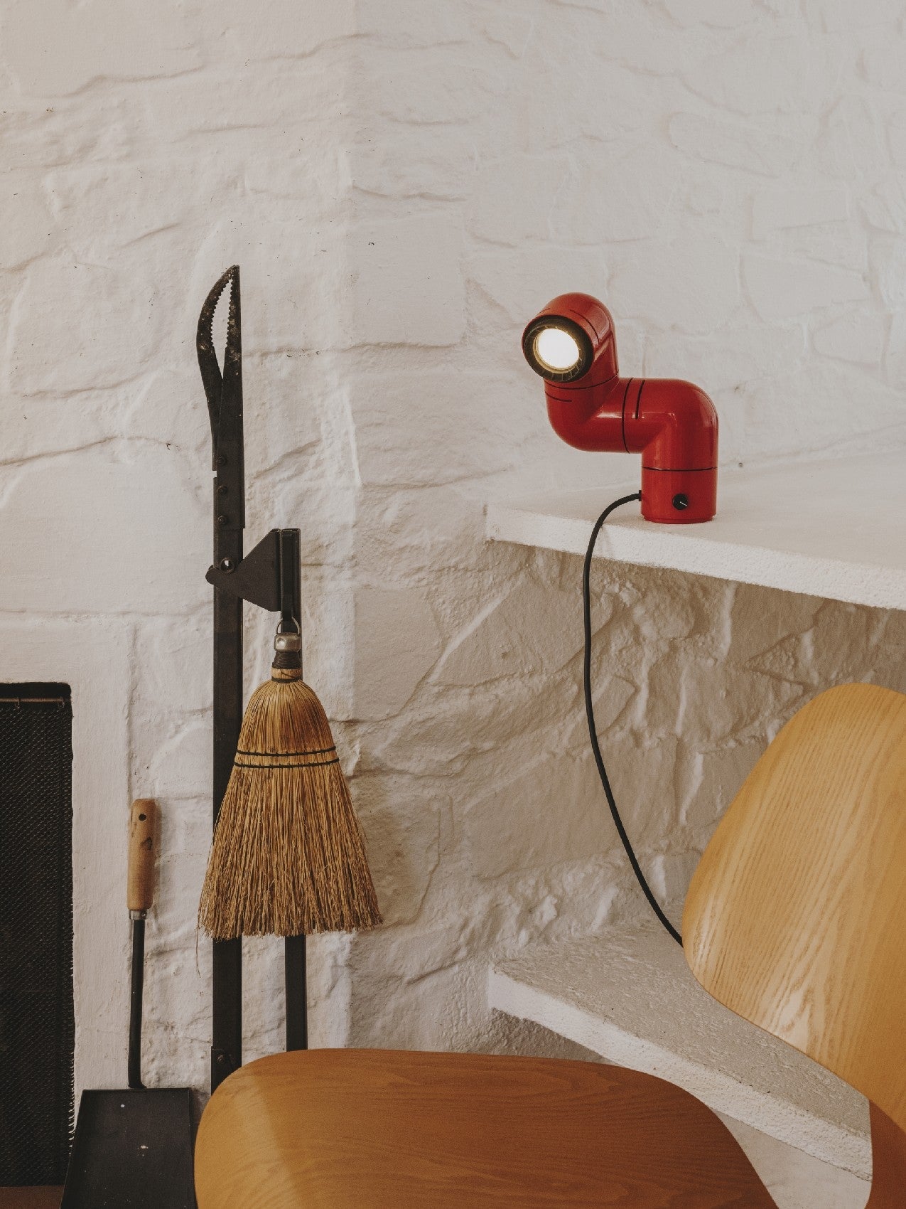 Santa & Cole Tatu Table Lamp