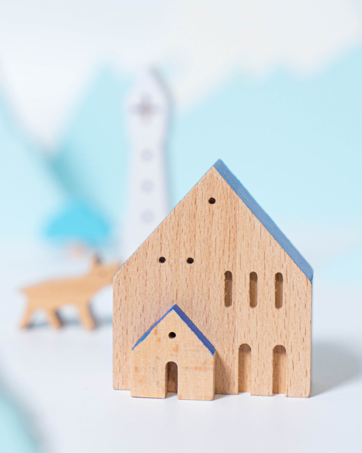Eguchi Toys Landscape Blocks Medium – church block with cross window