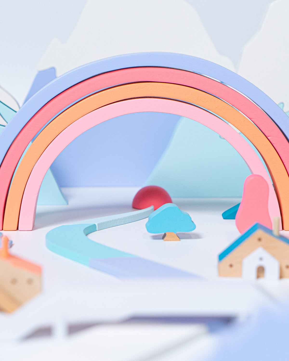 Eguchi Toys Landscape Blocks Large – rainbow and town scene