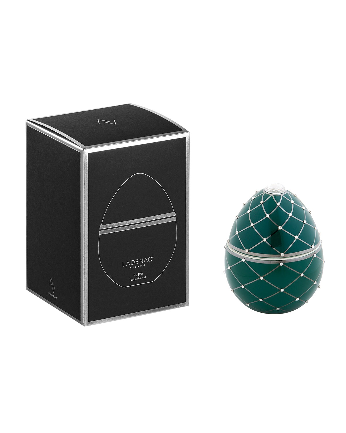 Bois de Russie 220 g ceramic egg candle by Ladenac Milano, Green Silver Stripes egg beside its black gift box