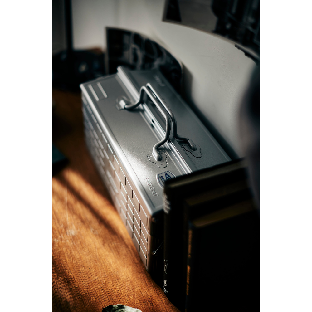 Toyo Steel ST-350 Two-Level Cantilever Toolbox – Silver in use