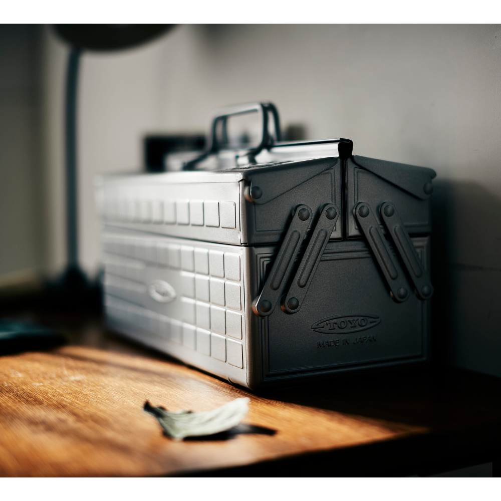 Toyo Steel ST-350 Two-Level Cantilever Toolbox – Silver in use