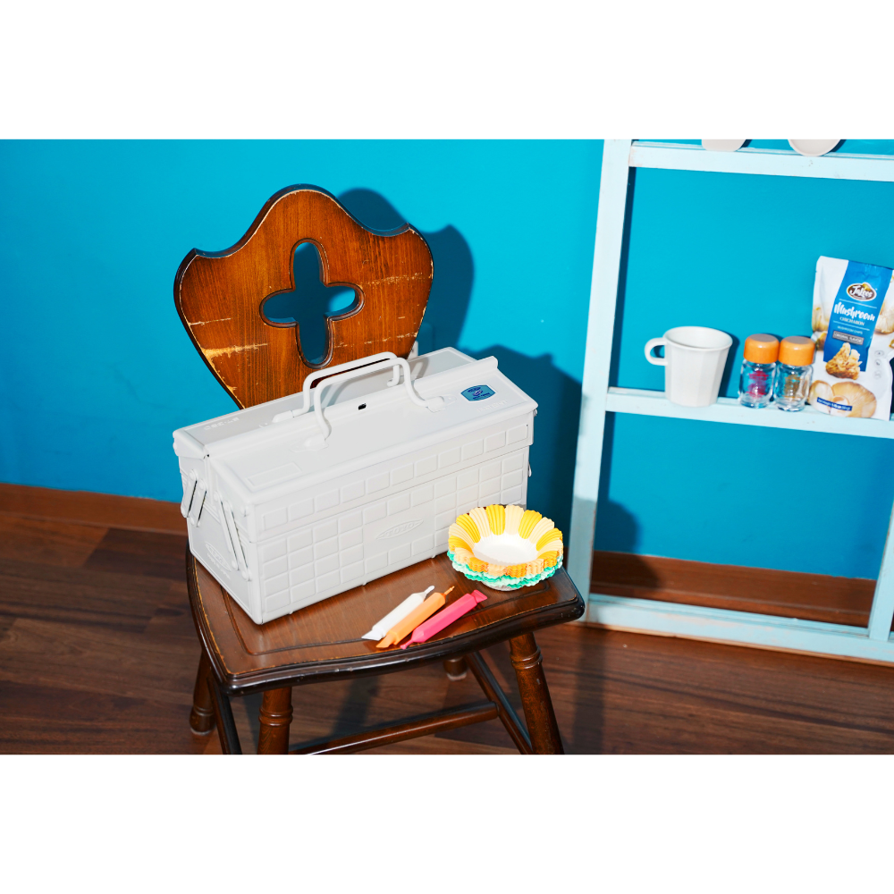 Toyo Steel ST-350 Two-Level Cantilever Toolbox – White in use