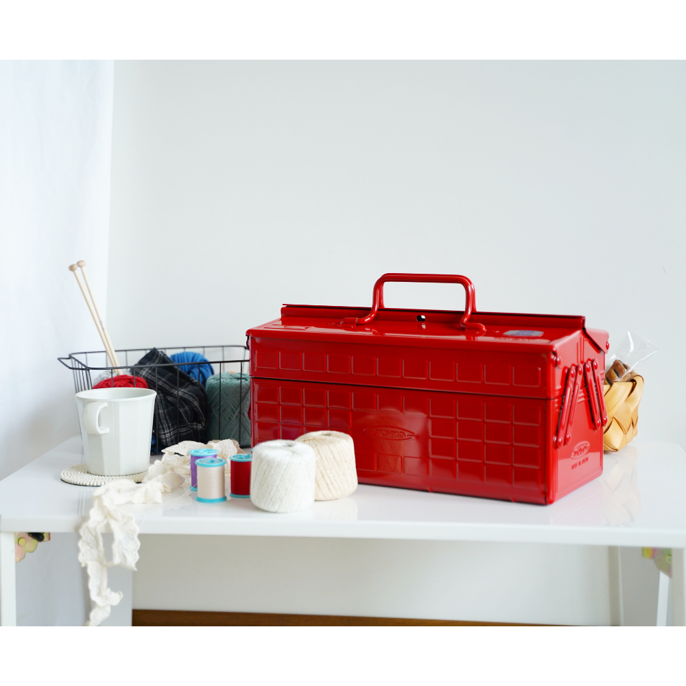 Toyo Steel ST-350 Two-Level Cantilever Toolbox – Red in use