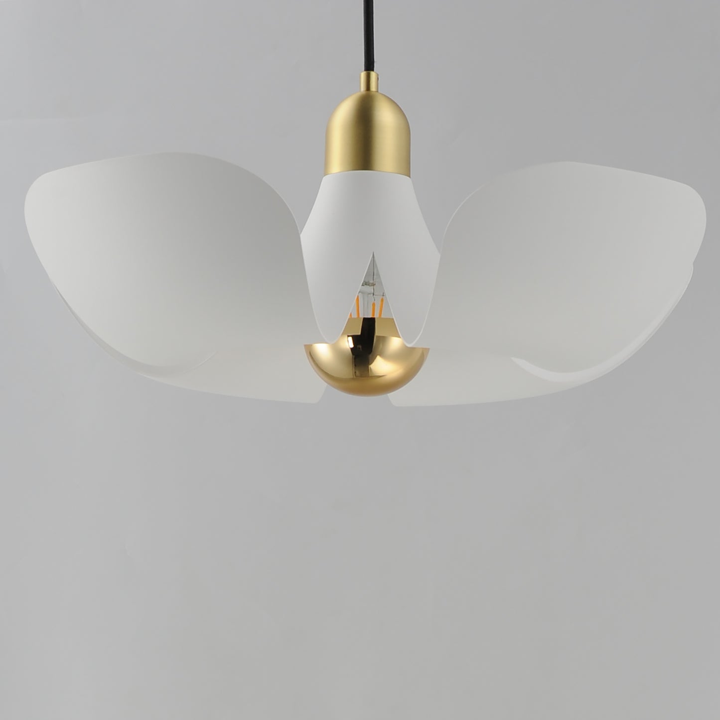 Poppy 18" Pendant White/Satin Brass by Maxim Lighting
