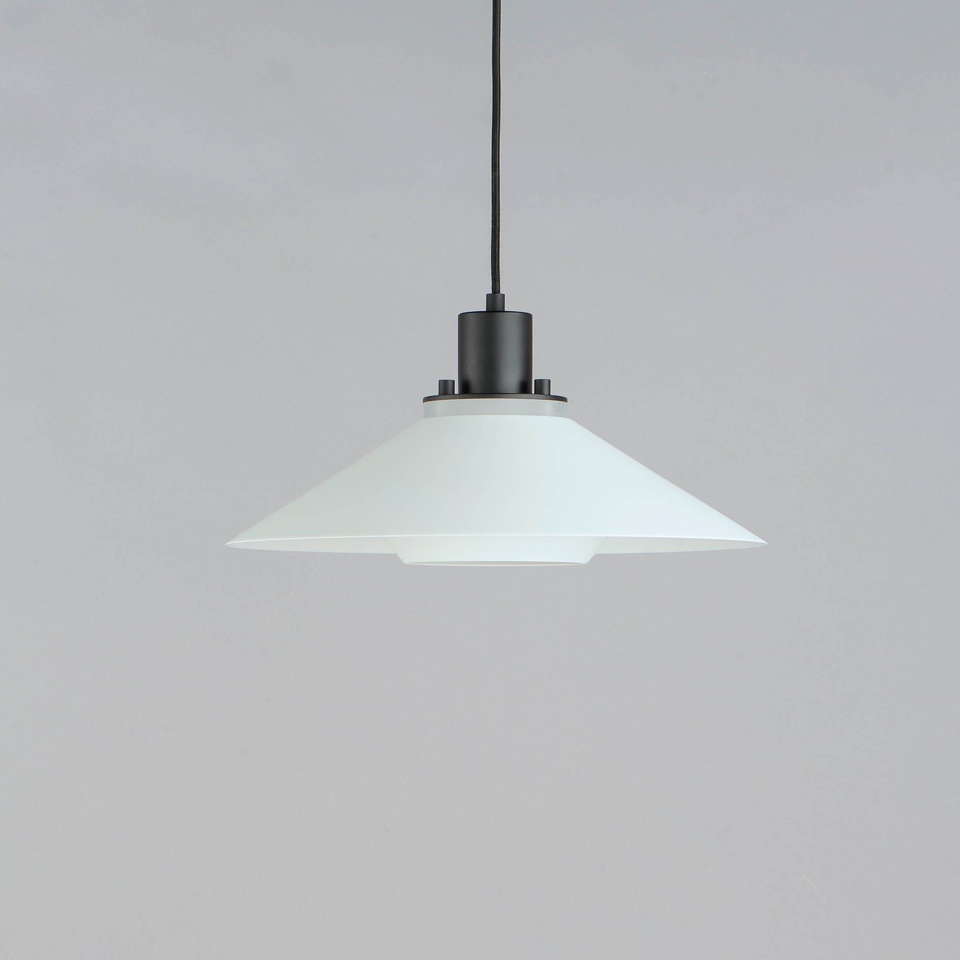 Oslo 15.75" Medium Pendant Black/White by Maxim Lighting