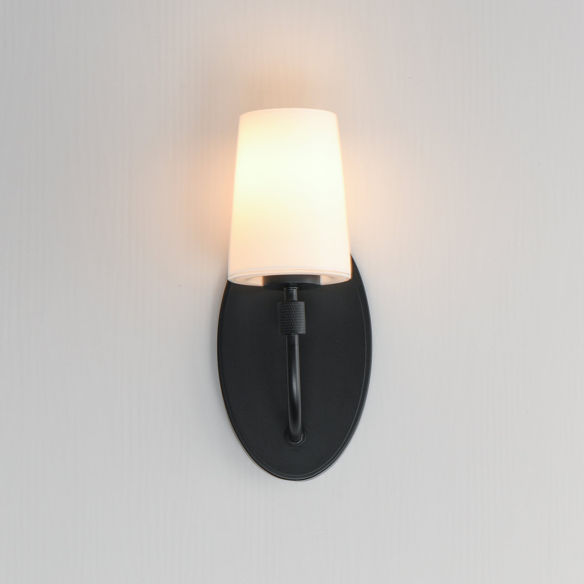 Durham Sconce Black by Maxim Lighting