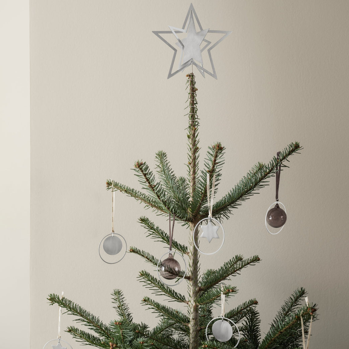 blomus Kitai Glass Ornament with Silver Ring Set of 4