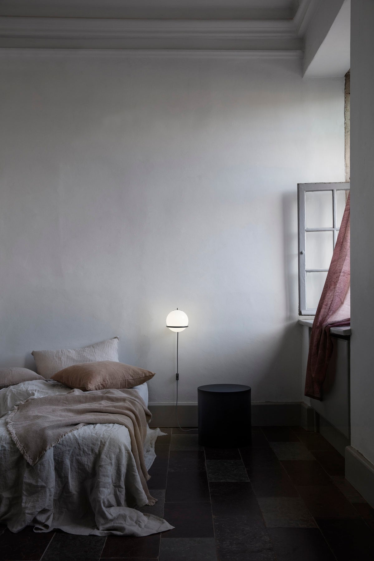 Model 238/1 Wall Light by Astep, photo 2 from the maker