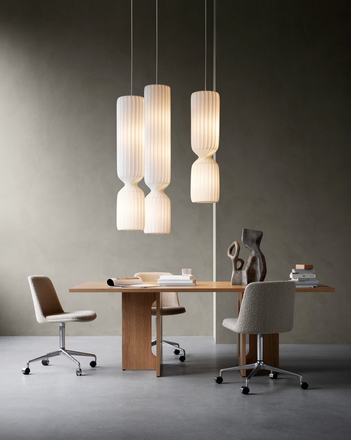 Tom Rossau TR41 pendant light – lit, studio