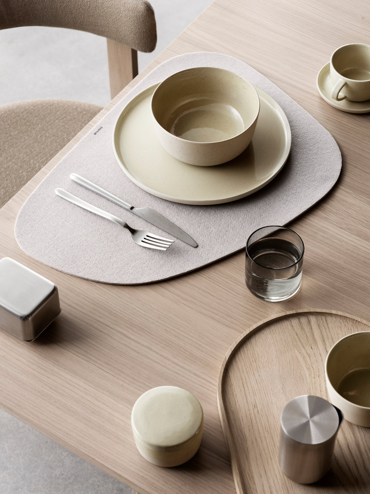 blomus LAGONA Felt Placemat, Organic Shape, Sold Singly – LAGONA placemat styled with blomus STELLA, ZEN and EASY