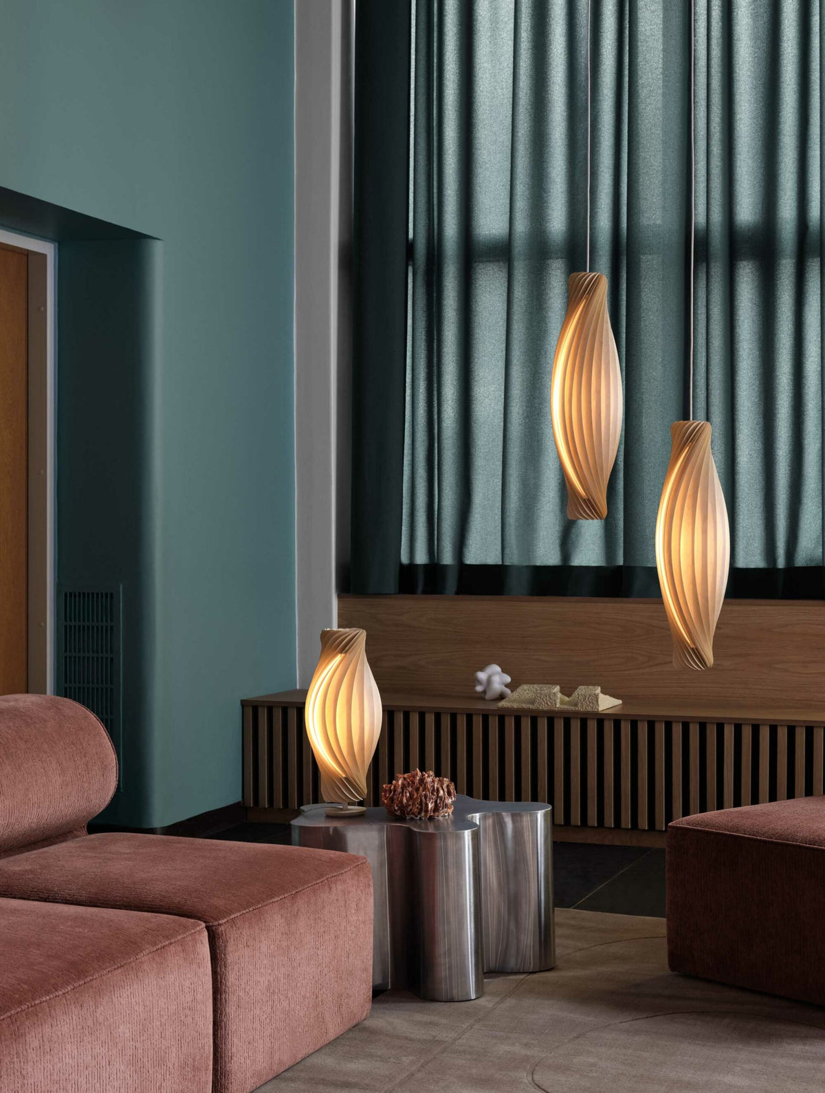 Tom Rossau No.111 pendant light – in a room, another view