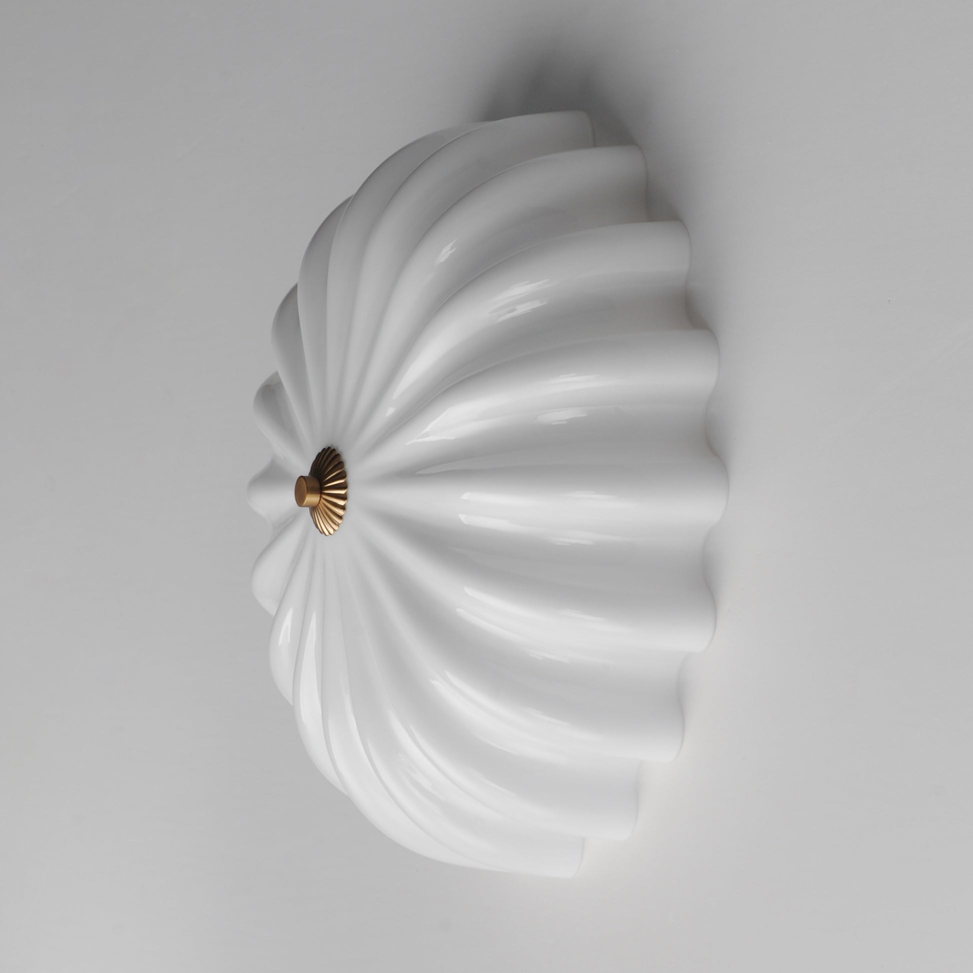Bundt 15" Flush Mount White/Natural Aged Brass by Maxim Lighting