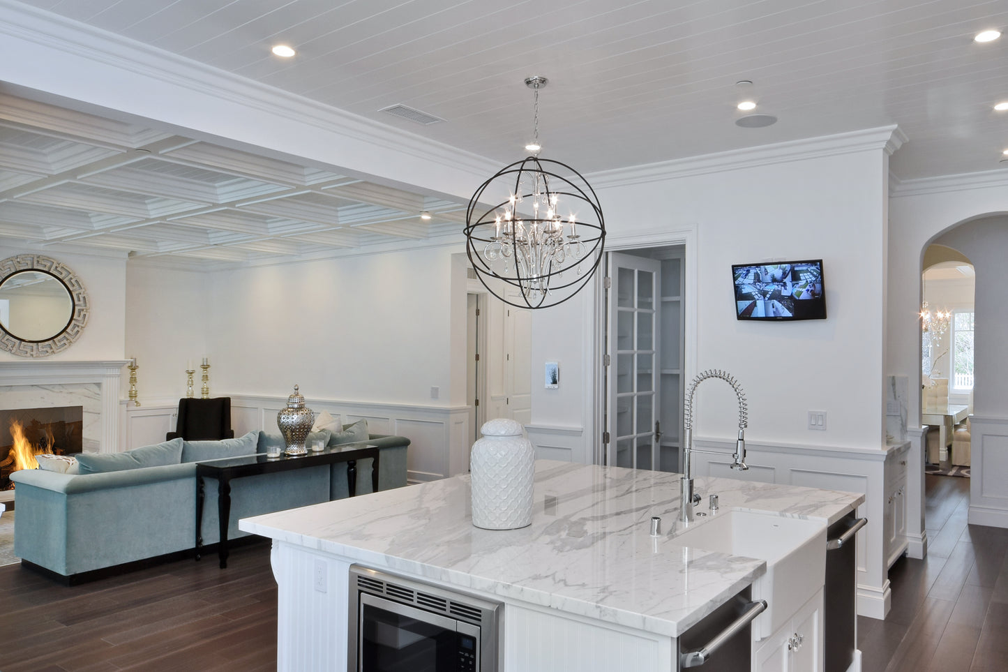 Orbit 6-Light Pendant Oil Rubbed Bronze by Maxim Lighting