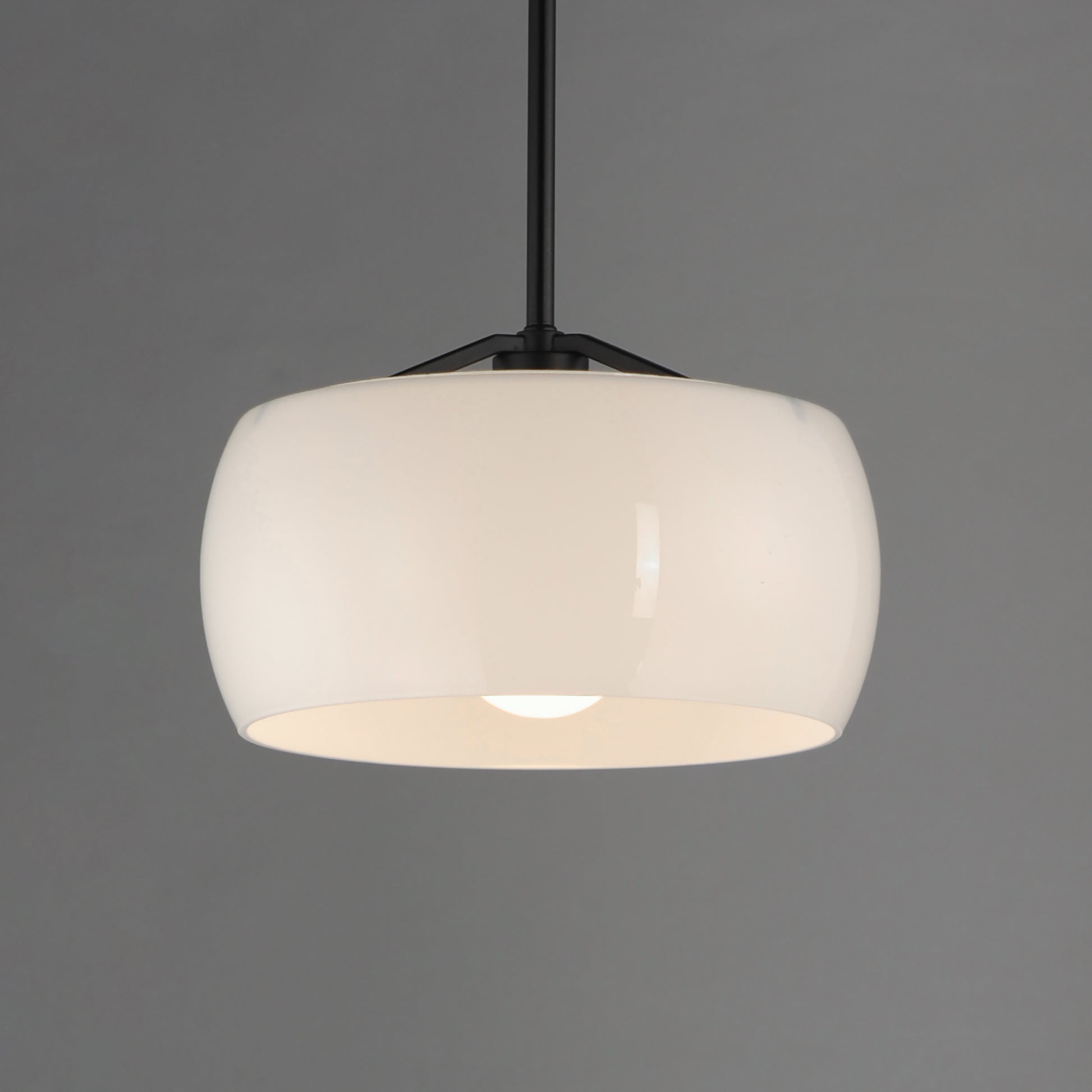 Glazed Pendant White/Black by Maxim Lighting