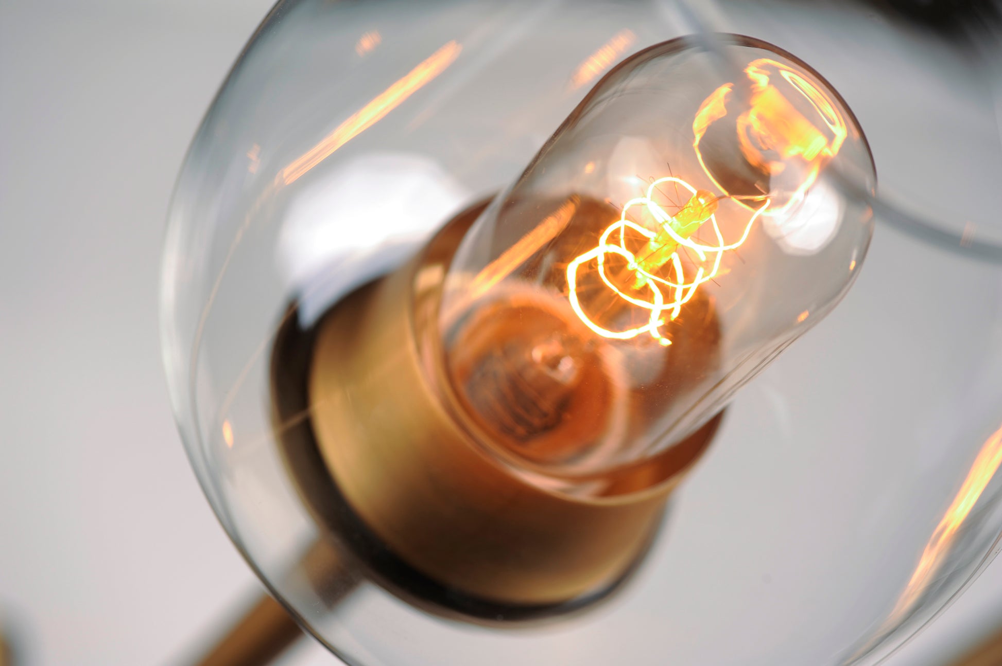 Savvy 12-Light Chandelier Antique Brass/Black by Maxim Lighting