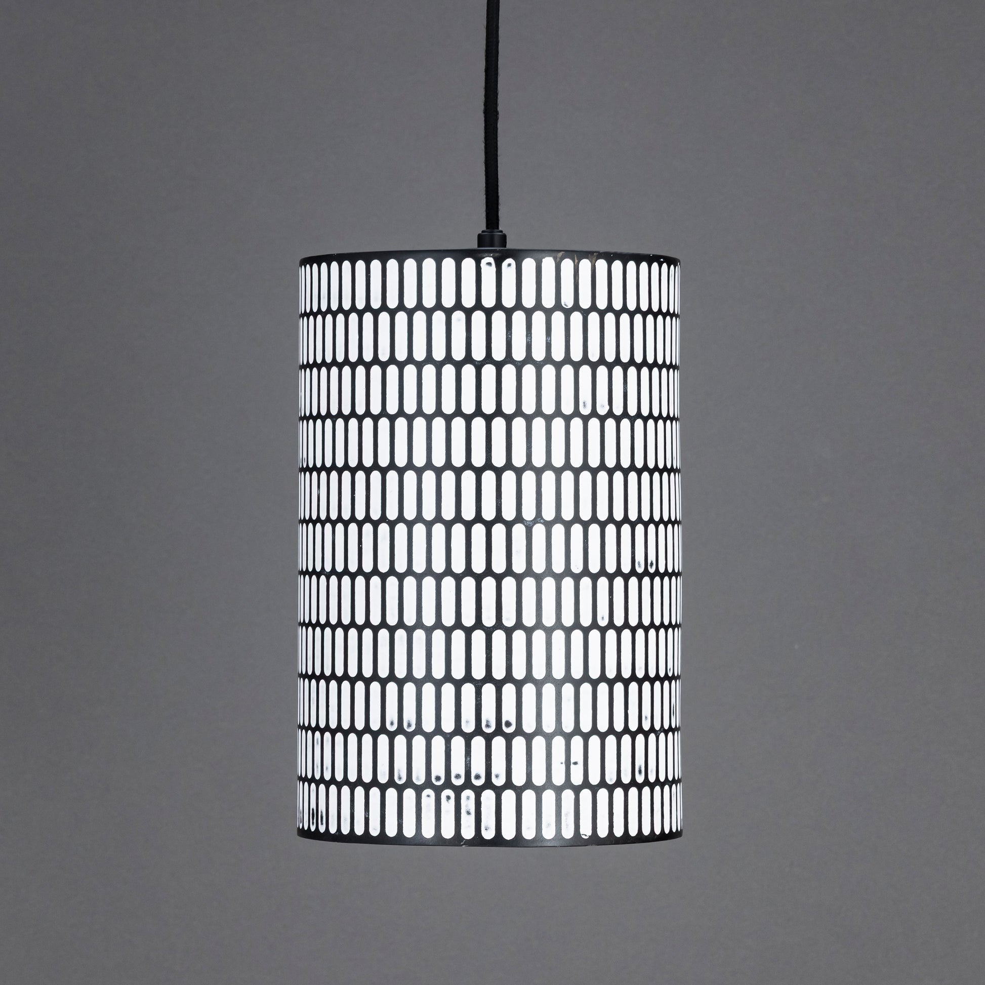 Shaka Mini Pendant Black/White by Maxim Lighting