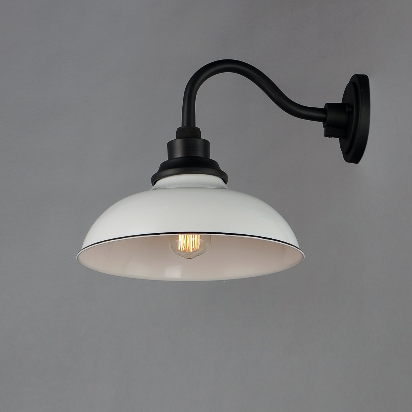 Granville Outdoor Wall Sconce White/Black by Maxim Lighting