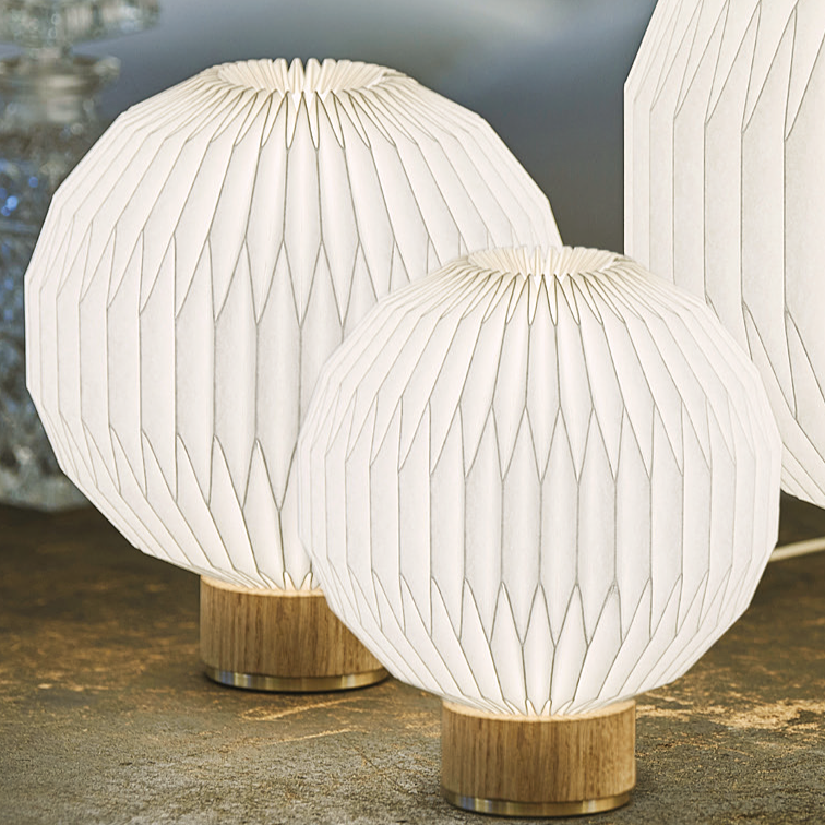 375 Table Lamp, Small, Light Oak by Le Klint, view 2 (photo 1)