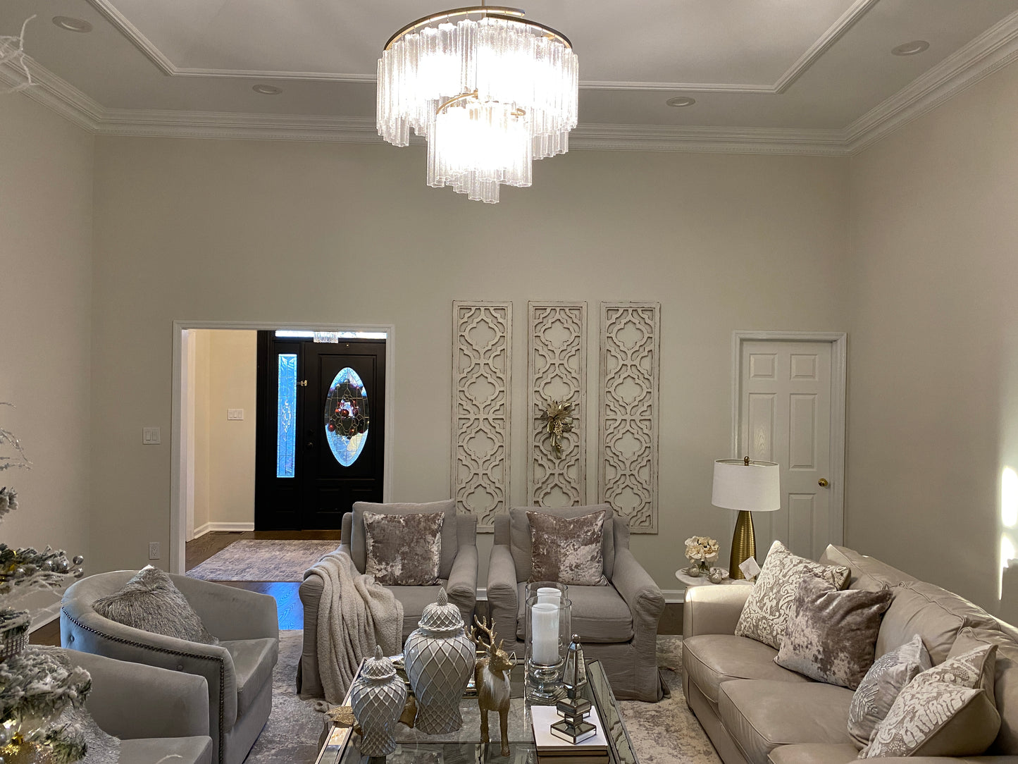 Victoria 7-Light Pendant Golden Silver by Maxim Lighting