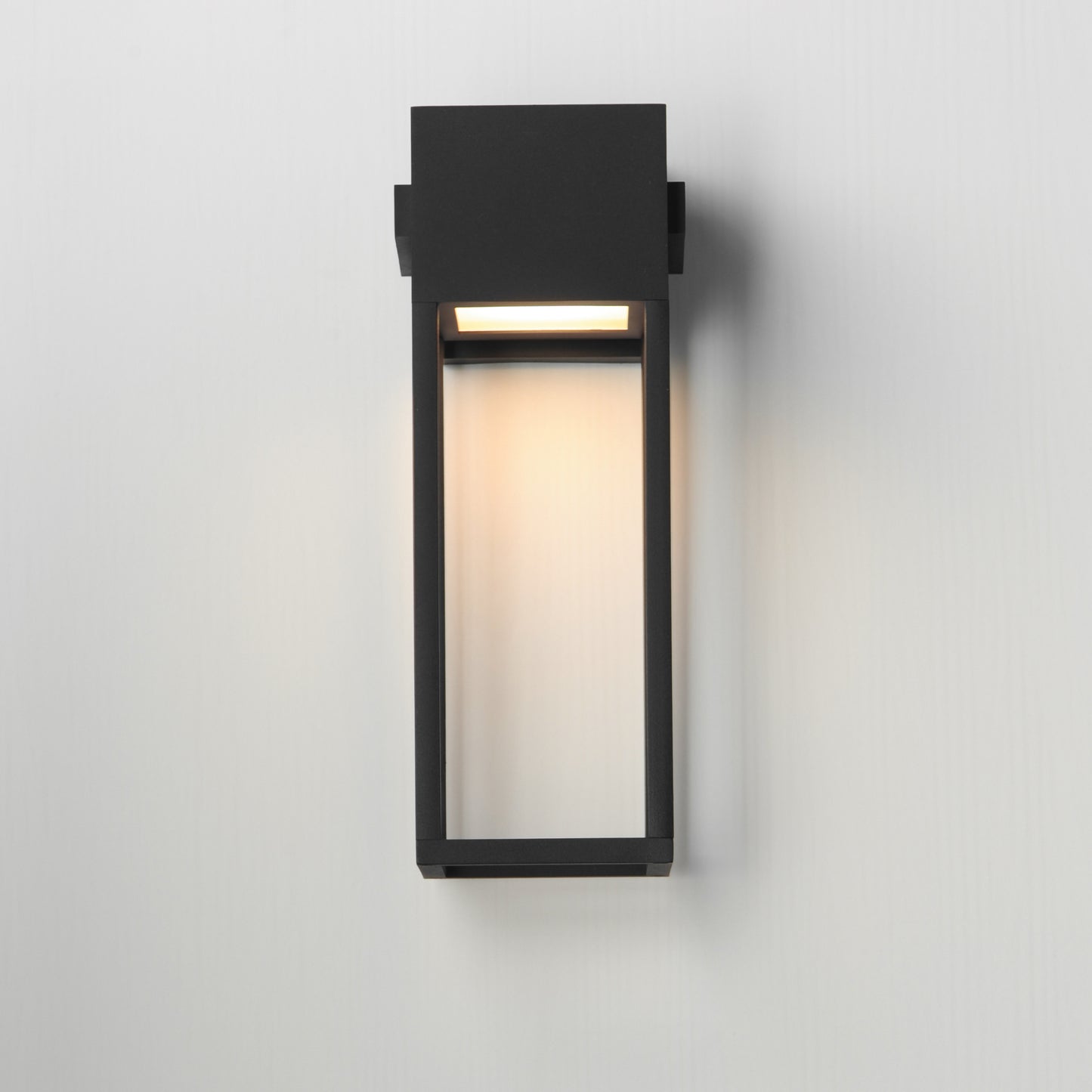 Strand VX 18" Outdoor LED Wall Sconce Black by Maxim Lighting