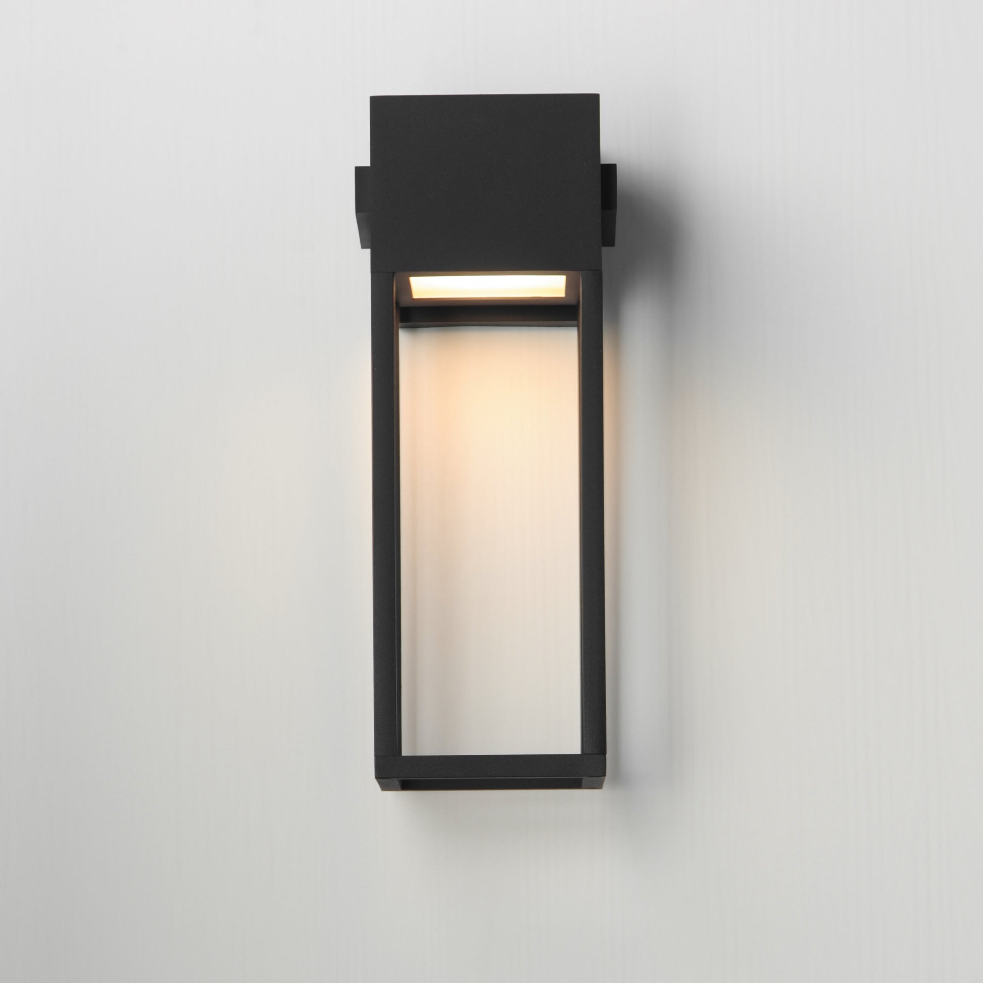 Strand VX 18" Outdoor LED Wall Sconce Black by Maxim Lighting
