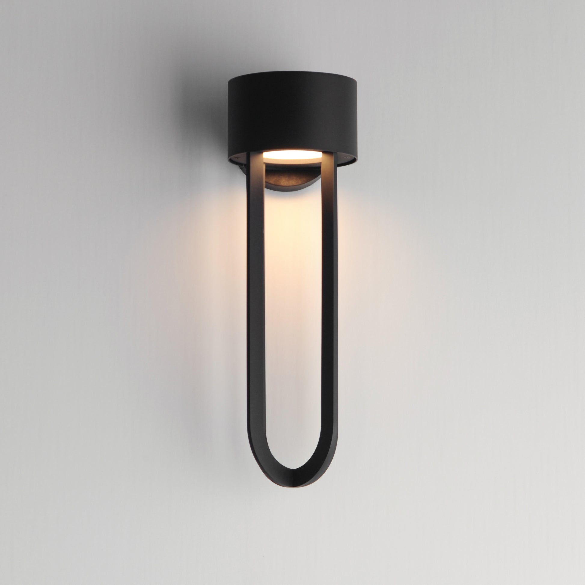 Quayside VX 18" Outdoor LED Wall Sconce Black by Maxim Lighting