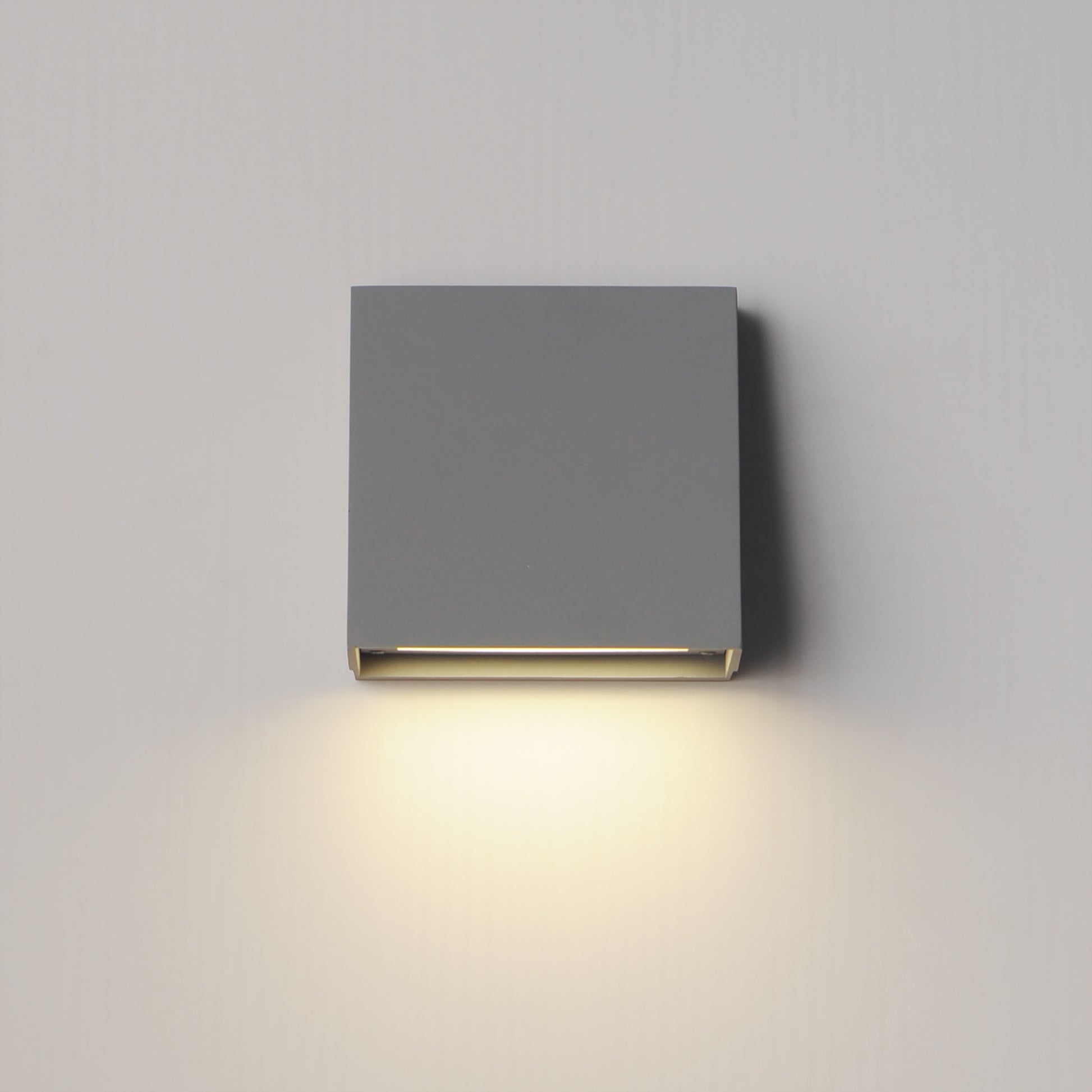 Pathfinder LED Outdoor Wall Sconce 5CCT Silver by Maxim Lighting
