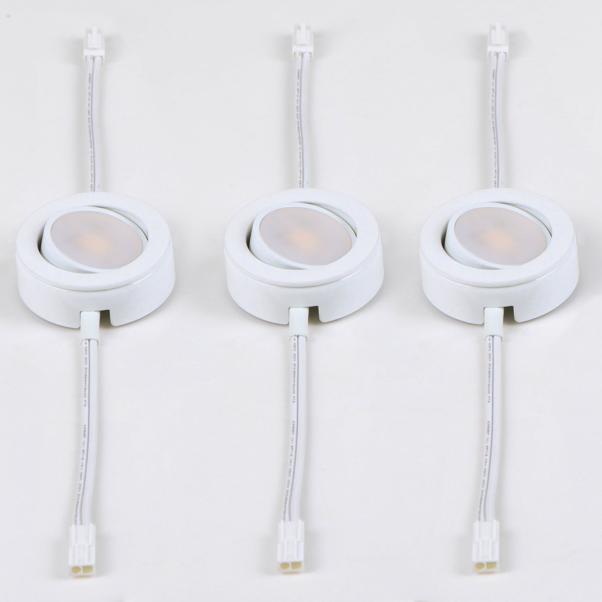 CounterMax MX-LD-AC LED Puck 3000K (3/PK) White by Maxim Lighting