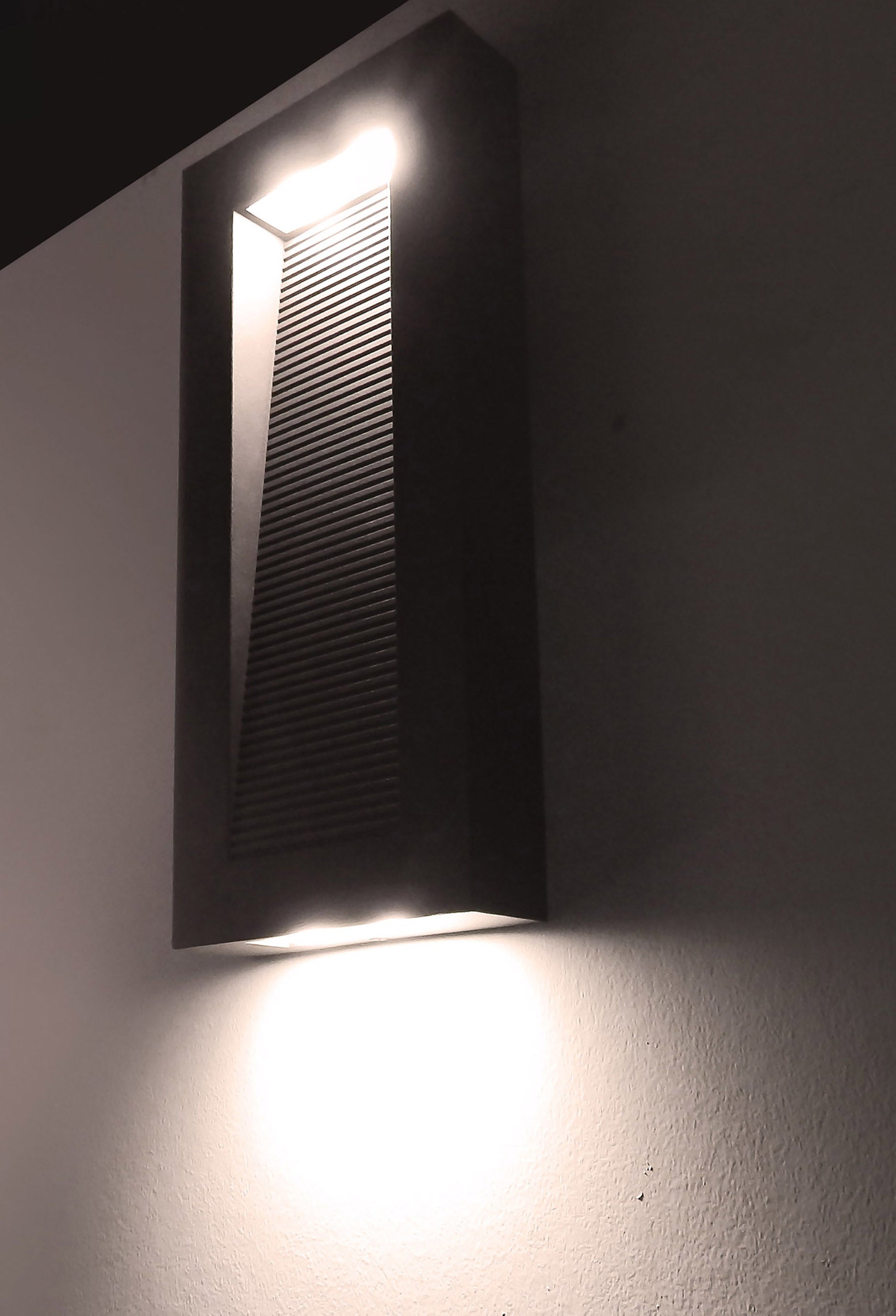 Avenue Medium LED Outdoor Wall Sconce Architectural Bronze by Maxim Lighting
