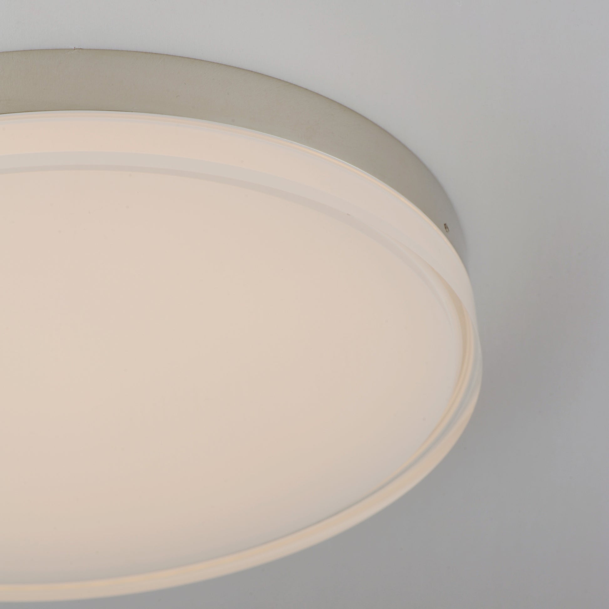 Illuminaire II 9"RD LED Flush Mount 3000K Polished Chrome by Maxim Lighting