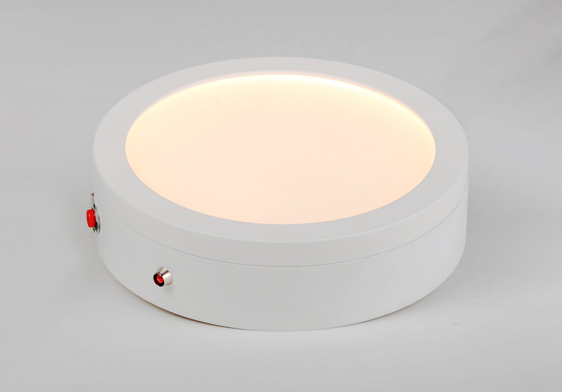Wafer 7" RD LED Surface Mt 3000K with Emergency Bk Up White by Maxim Lighting