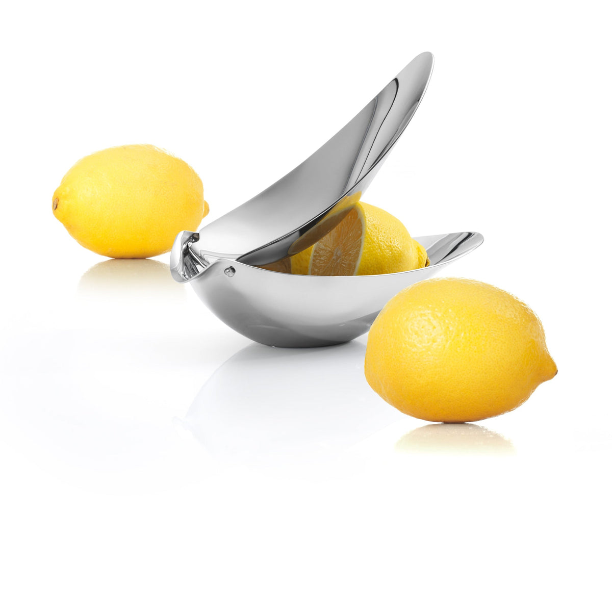 blomus CALLISTA Polished Stainless Steel Lemon Squeezer – Polished Stainless Steel lemon squeezer, product photo