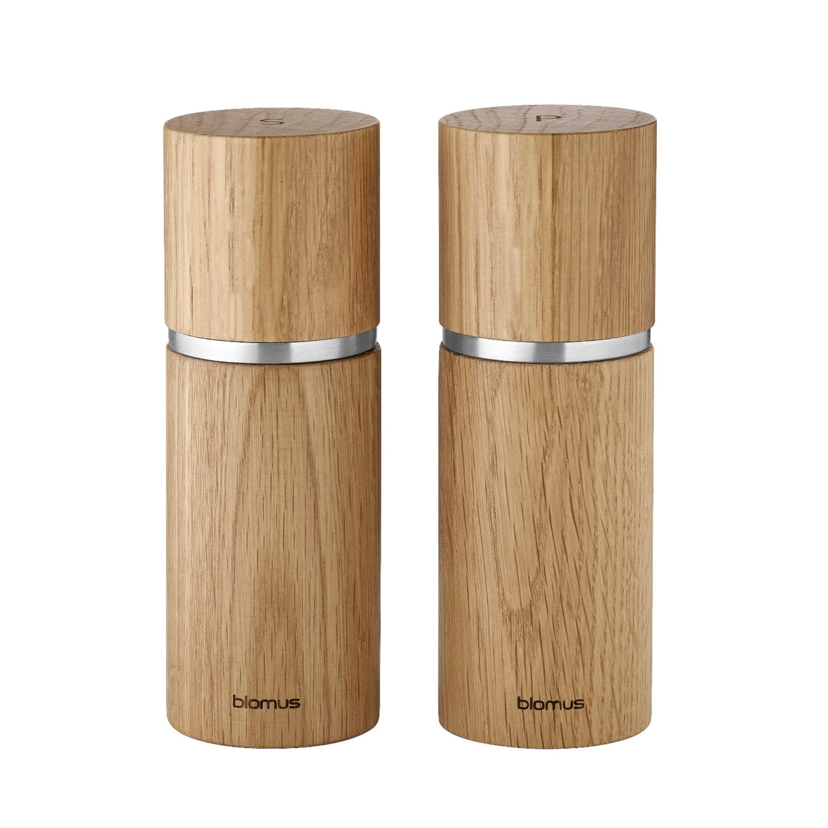 blomus PEPE Oak Salt & Pepper Mill Set, Ceramic Grinders – PEPE oak mills in a styled setting (3)