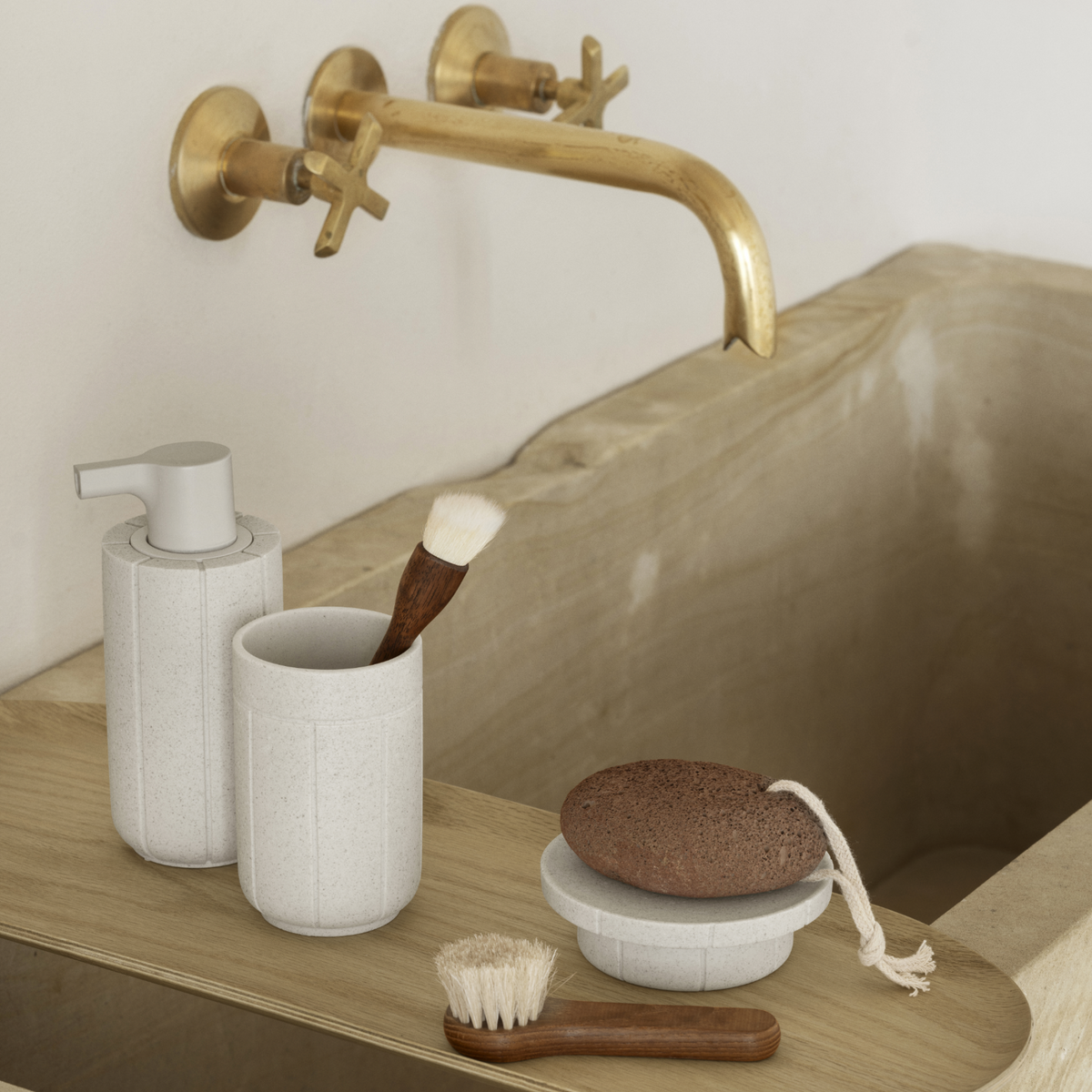 blomus KUA Fluted Toothbrush Tumbler – KUA tumbler styled with blomus BAKI