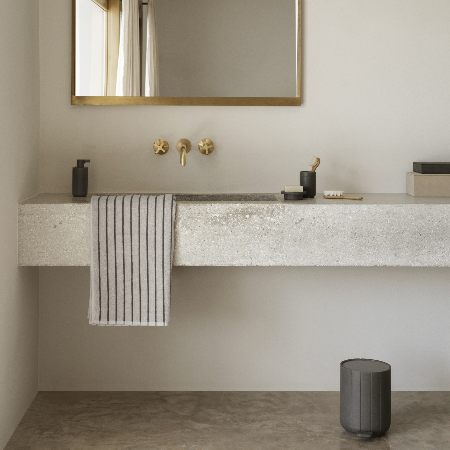 Kua Bathroom Toilet Brush Blomus 67372