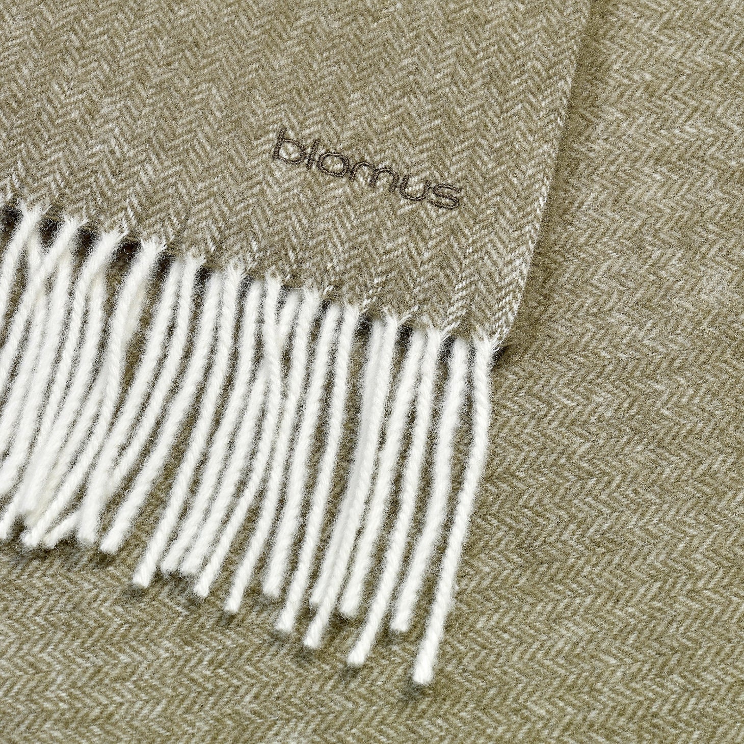 blomus Finho Merino Wool Throw Micro Chip Light Grey