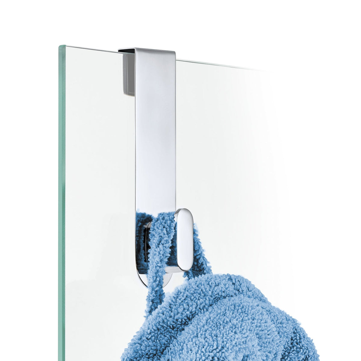 blomus NEXIO Over-the-Glass Shower Hook – NEXIO shower hook in a styled bathroom (3)