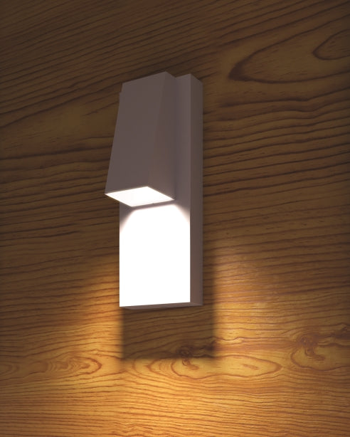 Visual Comfort Peak Outdoor Wall Sconce Bronze