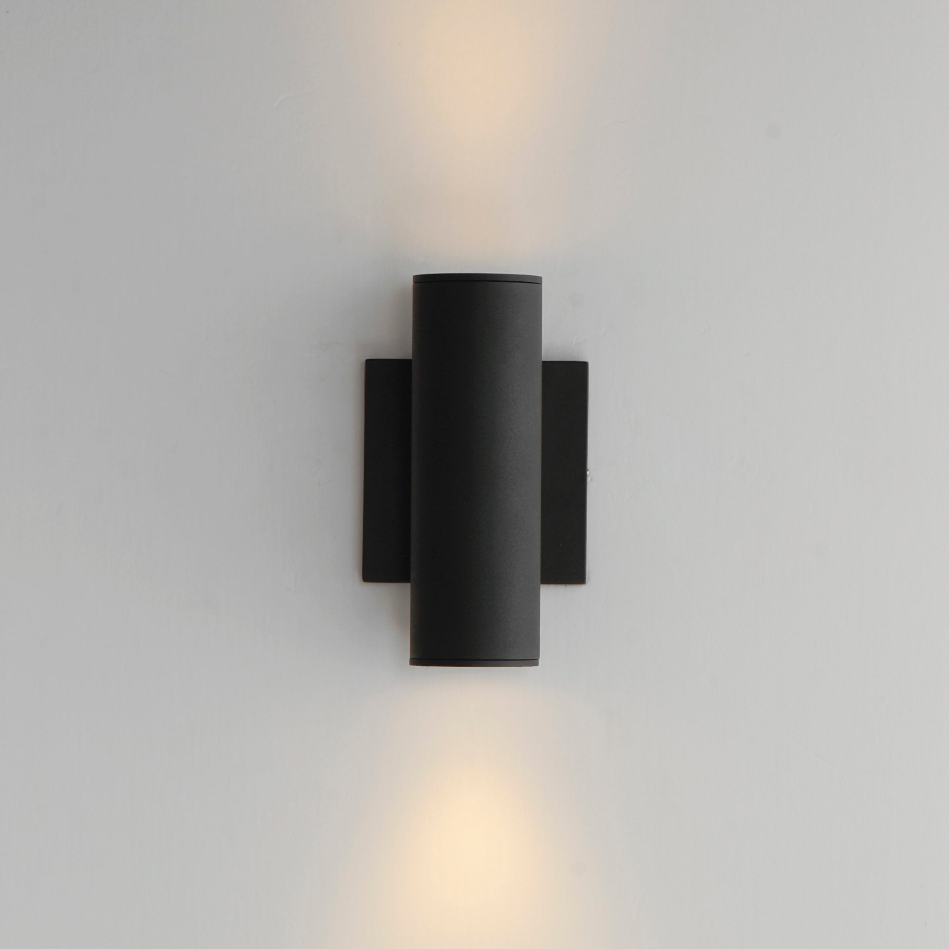 Calibro 7.5" LED Outdoor Sconce Black by Maxim Lighting