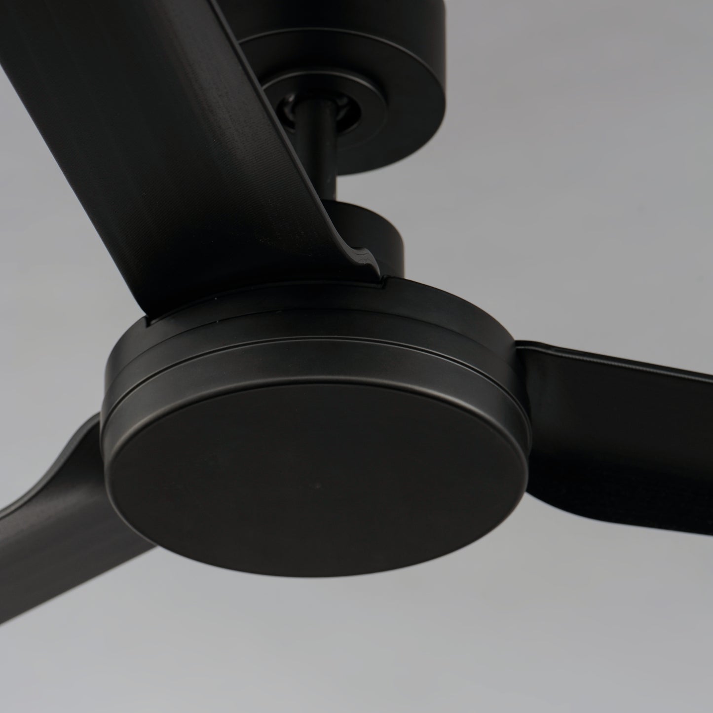 Ultra Slim 52" Outdoor Fan Black Black by Maxim Lighting