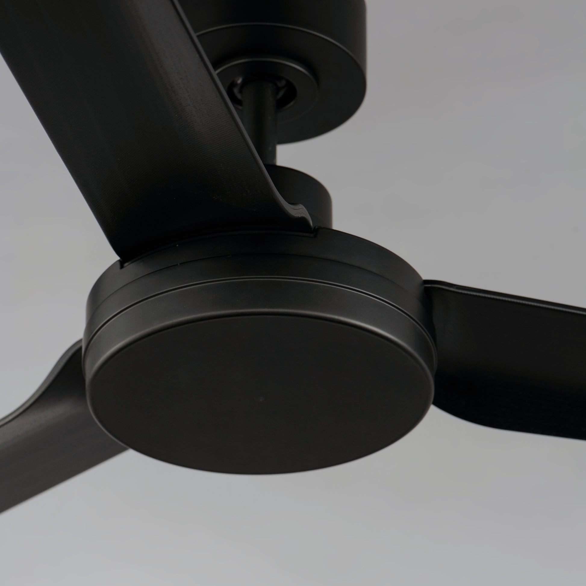 Ultra Slim 52" Outdoor Fan Black Black by Maxim Lighting